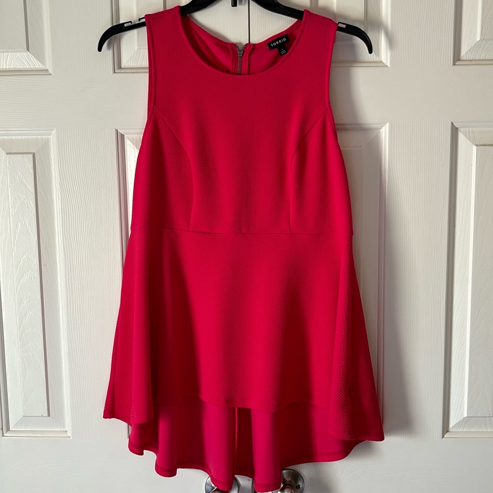 NWT Torrid Hi-Low Ponte Peplum Top